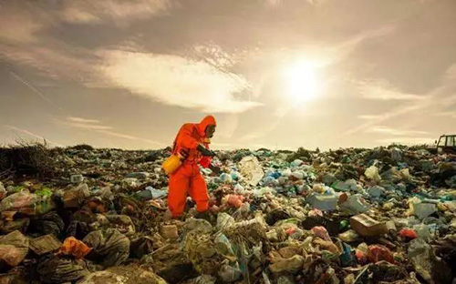 婁底市浩天環(huán)?？萍加邢薰?婁底危險廢物經(jīng)營,環(huán)保技術(shù)開發(fā)及咨詢推廣,環(huán)境設(shè)施建設(shè),危險廢物運營管理